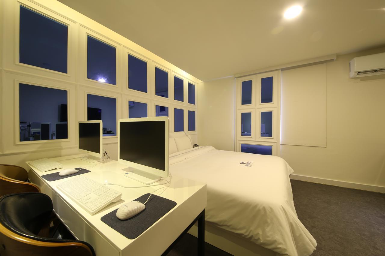 Winner Hotel Jeonju Esterno foto